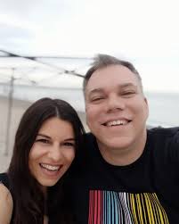 Hermosa noticia! ¡Lo mejor de mí está por llegar tiene dos nominaciones a  los premios Teatro del Mundo!... Mejor actriz: @flor_galinanes Mejor diseño  de iluminación: @fragapaula76 . ¡Qué bonito se siente que