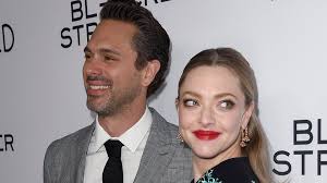 Amanda seyfried says husband 'lost out on a job' after defending jessica walter of 'arrested development'. Amanda Seyfried Talks Meeting Thomas Sadoski When He Was Still Married He Never Disrespected His Wife Entertainment Tonight
