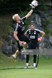 Wählen sie aus erstklassigen inhalten zum thema peter schmeichel kasper schmeichel in höchster qualität. 100 Kasper Schmeichel Ideas Kasper Schmeichel Kasper Goalkeeper