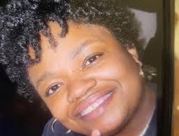 Janelle Rutherford's Instagram, Twitter & Facebook