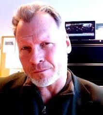 Daniel Dunham's Instagram, Twitter & Facebook