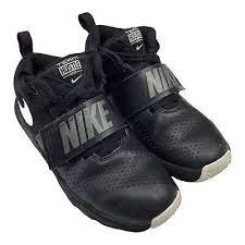 Nike Youth Team Hustle Boys Size 2 5y Black Silver White Sneaker High Top Shoes In 2021 White Sneaker Top Shoes Cheap Nike Trainers