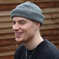 70+ "Lou Barnard" profiles