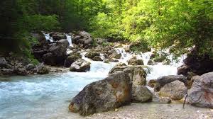 Ganz besonders natürlich in den ferien oder am wochenende. Hollentalklamm Wanderung Wanderung Wandern Alpen Hollentalklamm