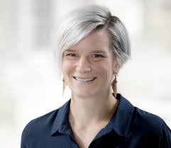 Tara Hamilton's Instagram, Twitter & Facebook