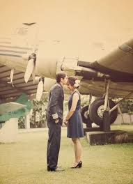 Foto prewedding pakai sakral psht. Kumpulan Foto Prewedding Dengan Pria Berseragam Gagah Di Barisan Mesra Bareng Pasangan