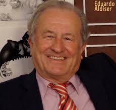 Armando Puente's Instagram, Twitter & Facebook