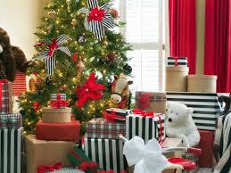 Red black and white themed bedroom. How To Decorate A Christmas Tree Hgtv S Decorating Design Blog Hgtv