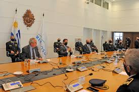Luis alberto heber on wn network delivers the latest videos and editable pages for news & events, including entertainment, music, sports, science and more, sign up and share your playlists. Presidente Luis Lacalle Pou Recibio Al Designado Ministro Del Interior Luis Alberto Heber Y Autoridades Policiales Uruguay Presidencia