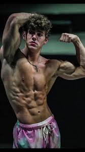 Which aesthetic pose is your favorite? #gymtok #gym #bodybuilding #fittok  #aesthetic #physique