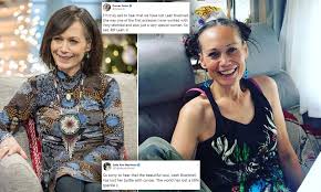 Amanda asked the shop assistant. Ex Emmerdale Star Leah Bracknell Dies After Lung Cancer Diagnosis Daily Mail Online