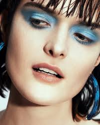 5' ELEVEN'' Magazine