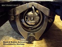 What S The Difference Singer Sewing Machine Vintage Treadle Sewing Machines Vintage Sewing Machines