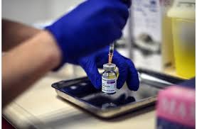 Καταπολεμά και τη βρετανική μετάλλαξη. Astrazeneca Periorismenh H Apotelesmatikothta Toy Embolioy Apenanti Sth Notioafrikanikh Metalla3h Lifo
