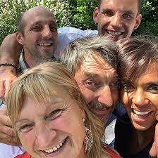 La quatorzième saison de l'amour est dans le pré touche à sa fin et le temps du bilan est venu pour les candidats. Indiscretions L Amour Est Dans Le Pre 2019 Date Diffusion Combien Trouvent L Amour L Amour Est Dans Le Pre Nouveautes Tele Com
