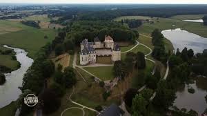 Si on regarde 100, lieux qu, il, faut voir c est pour ne voir, que des lieux. Le Berry Dans Les 100 Lieux Qu Il Faut Voir Sur France 5