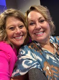 I had my first puppy-sitting job tonight while Mama and Phil went to  dinner. I think Molly approved!!!