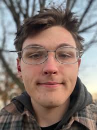 My name is Danielle, I'm 38 yrs old I'm from Mansfield/Shelby, Ohio! I have  one son who is almost 16! I am bi sexual I am serving 7-9 years