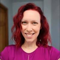 400+ profilů „Batterman“