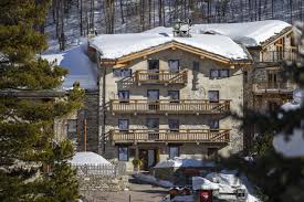 The presented room availability, rates and discounts are actual and final for all our 46 hotels in. Hotel Val D Isere Hotel Du Fornet Ausschliesslich Wahrend Des Sommers Geoffnet