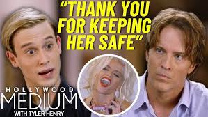 Tyler Henry Connects Jaime Pressly To Brittany Murphy & Her Late  Grandmother
