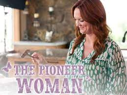 Drummond's creativity, and sense of visual appeal for food presentation are fun to read. The Pioneer Woman Recap 16 Minute Meals From Around The World Food Fanatic