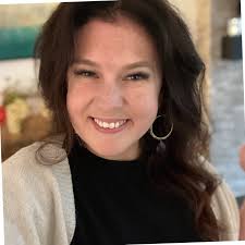 Leann Daniels's Instagram, Twitter & Facebook