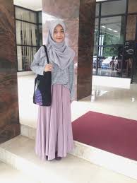 Check spelling or type a new query. Tips Mix Match Outfit Ke Kampus Ala Mahasiswa President University Kumparan Com