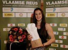 Jolien d'hoore en lotte kopecky hebben zondag brons veroverd in de ploegkoers op de wereldbeker baanwielrennen in berlijn. Gymnaste Nina Derwael Wint Vlaamse Reus Ik Ben Zelf Toch E Brussel Het Nieuwsblad Mobile