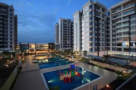 Kota tinggi in happier and sunnier days ^^ good question yeah, can anyone answer why a high city is flooded? City Link Guest House Kulai Malaysia Booking Com