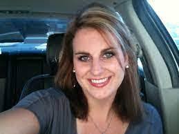 Amanda Pribble's Instagram, Twitter & Facebook