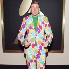Like their hairy, towering namesake, mastodon are a band at once familiar and. Brann Dailor Bara Metal
