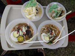 Katanya cendol seksyen 7 shah alam di belakang unisel boleh tahan sedap. Acuyuhan Cendol Durian Seksyen 7