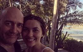 Entre tv e teatro, mal tem tempo de ir a casa. Sara E Jose Raposo Irritados Com Criticas Sobre Idade Famosos Correio Da Manha