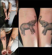 Cool Elephant Couples Tattoo I Love This Cute Couple Tattoos Couples Tattoo Tattoos Photography