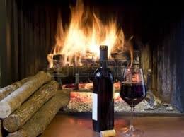 Vin Chaud Banque D Images Vecteurs Et Illustrations Libres De Droits Vin Chaud Vin Bougies Dans Cheminee