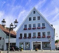 Und möchte, dass die bank meine forderungen übernimmt. Ansprechpartner Filiale Berching Raiffeisen Meine Bank Eg