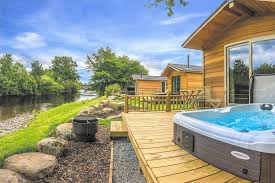 Braidhaugh Lyon Holiday Lodge Hot Tub Scottish Highlands