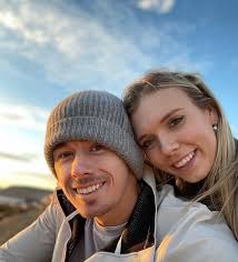 Deanna Stellato-Dudek and Maxime Deschamps Win World Championships in Pairs  Figure Skating