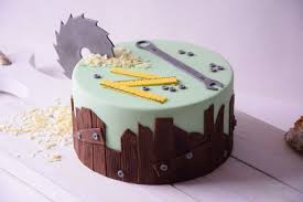 Handwerkertorte Mit Werkzeug Motivtorte Fur Manner In 2020 Fruhstuck Dessert Motivtorte Torten Rezepte