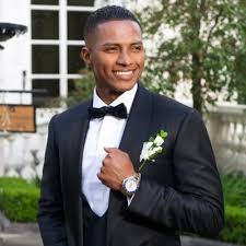 Antonio valencia is hanging up his cleats. Antonio Valencia On Twitter To Manchester United Fans