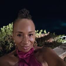 What are some brutal ways Jamaicans tell people they don't dress well?