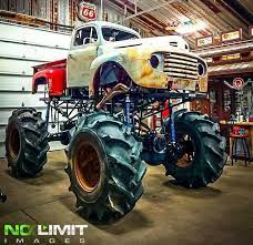 Ford F 1 Mud Truck Mud Trucks Monster Trucks Old Pickup Trucks