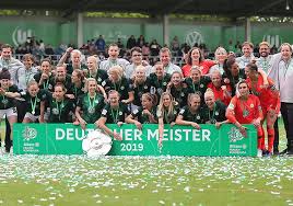 Infos zu spielen der aktuellen saison, interviews und aktionen. Vfl Frauen Dfb Pokal Und Champions League Terminiert Regionalheute De