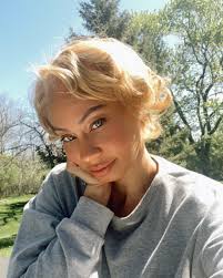 Keep yo heart 3 stacks… ❤️ #EricaPaige