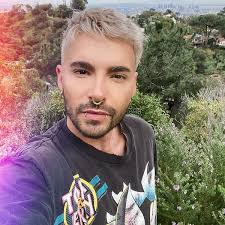 He is the son of jörg and simone kaulitz. Bill Kaulitz Promiflash De