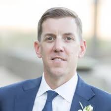 Lindsey Reich's Instagram, Twitter & Facebook