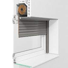 Le bloc baie pvc le bloc baie pvc se pose sur une menuiserie pvc, ceci permettant à votre professionnel d'installer la menuiserie et le volet roulant d'un seul bloc. Volets Roulants Bloc Baie De Roma Parfait Pour Vos Fenetres
