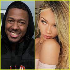 In june 2021, she showcased her baby bump in an instagram post. R6 Djjymlbrmmm