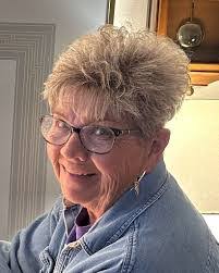 Marlene Knutson's Instagram, Twitter & Facebook